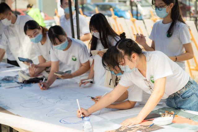 “繪繽紛色彩，守?zé)o毒家園”主題手繪活動.jpg